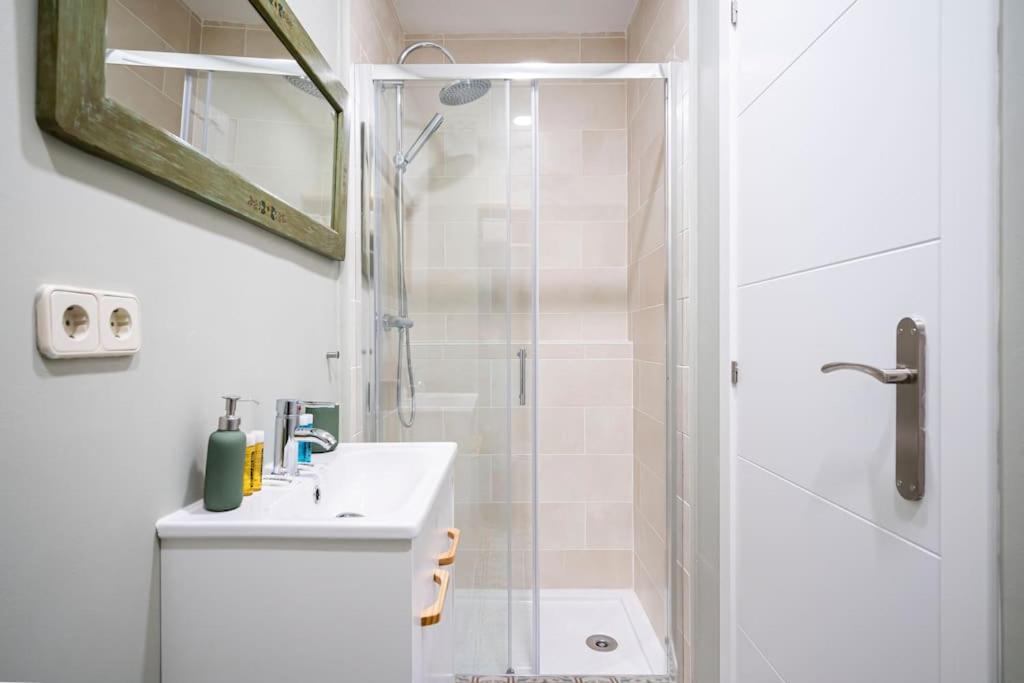 Precioso Loft Cerca De Retiro Lag2 Apartment Madrid Luaran gambar